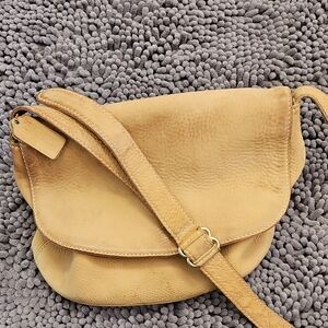 Vintage Coach Tan Crossbody Bag with Classic Flap Design